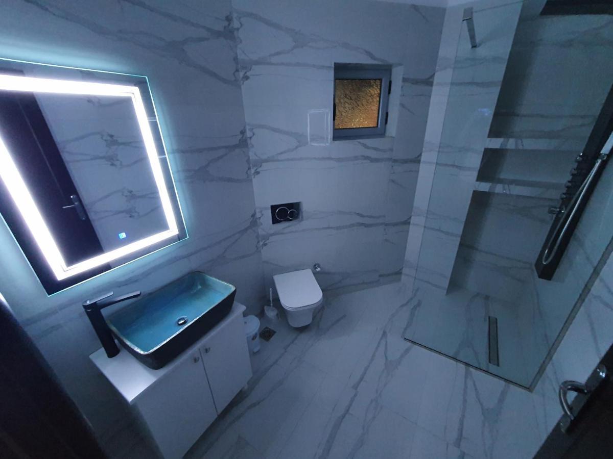 Il Mio Hotell Ksamil Eksteriør bilde