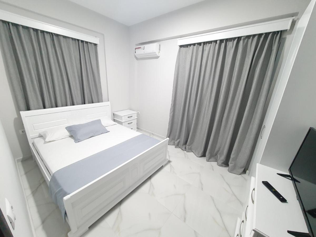 Il Mio Hotell Ksamil Eksteriør bilde